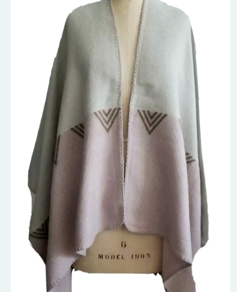 NWT Blanket Poncho Shawl Long Soft Acrylic - Picture 5 of 6
